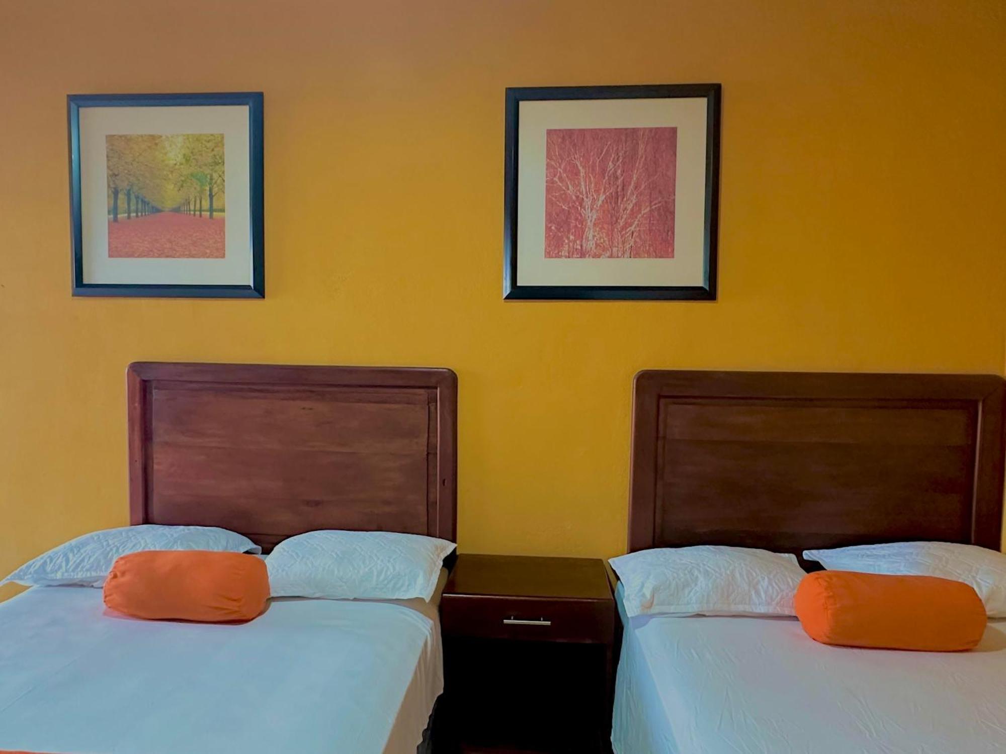 Hotel San Miguel Flores Quarto foto